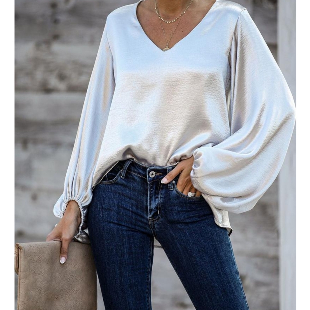 💕(LAST ONE) Elegant White V-Neck Puff Sleeve Top